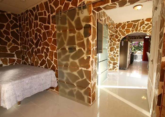 Brownies Villa *
